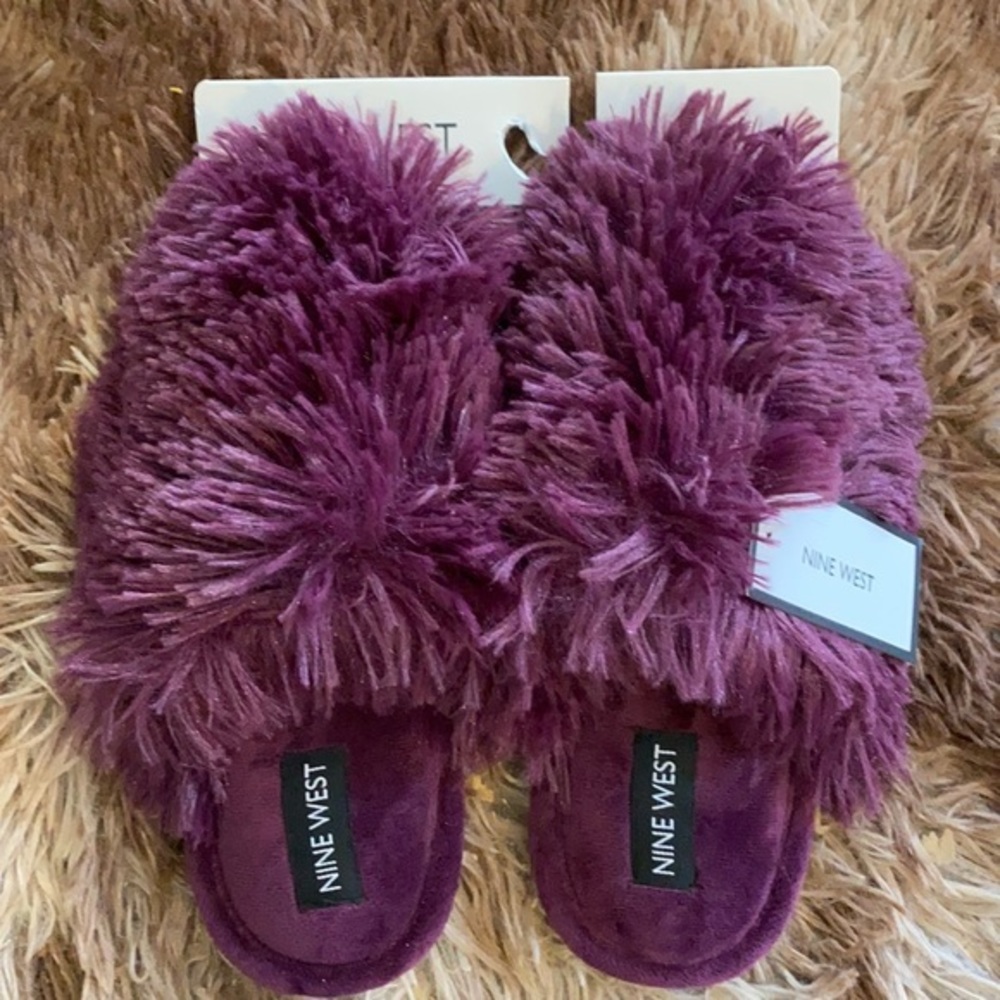 Nine West‎ Purple Fuzzy slippers NIP NWT new